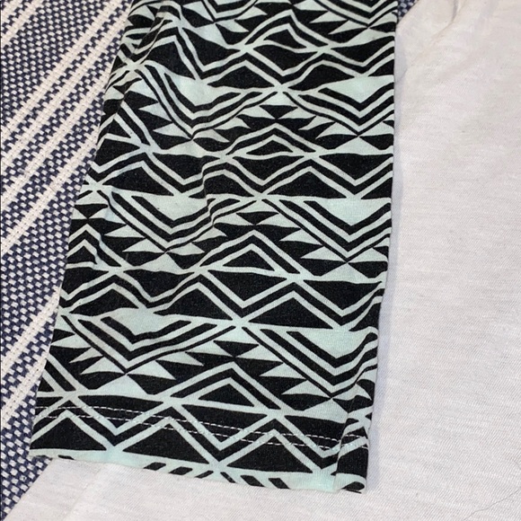 Pink Geo Sleeve Baseball Tee - Picture 2 of 2